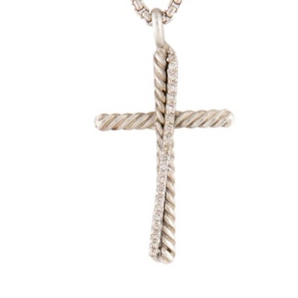 DAVID YURMAN DIAMOND STERLING SILVER CROSSOVER CROSS PENDANT NECKLACE - Picture 2 of 7